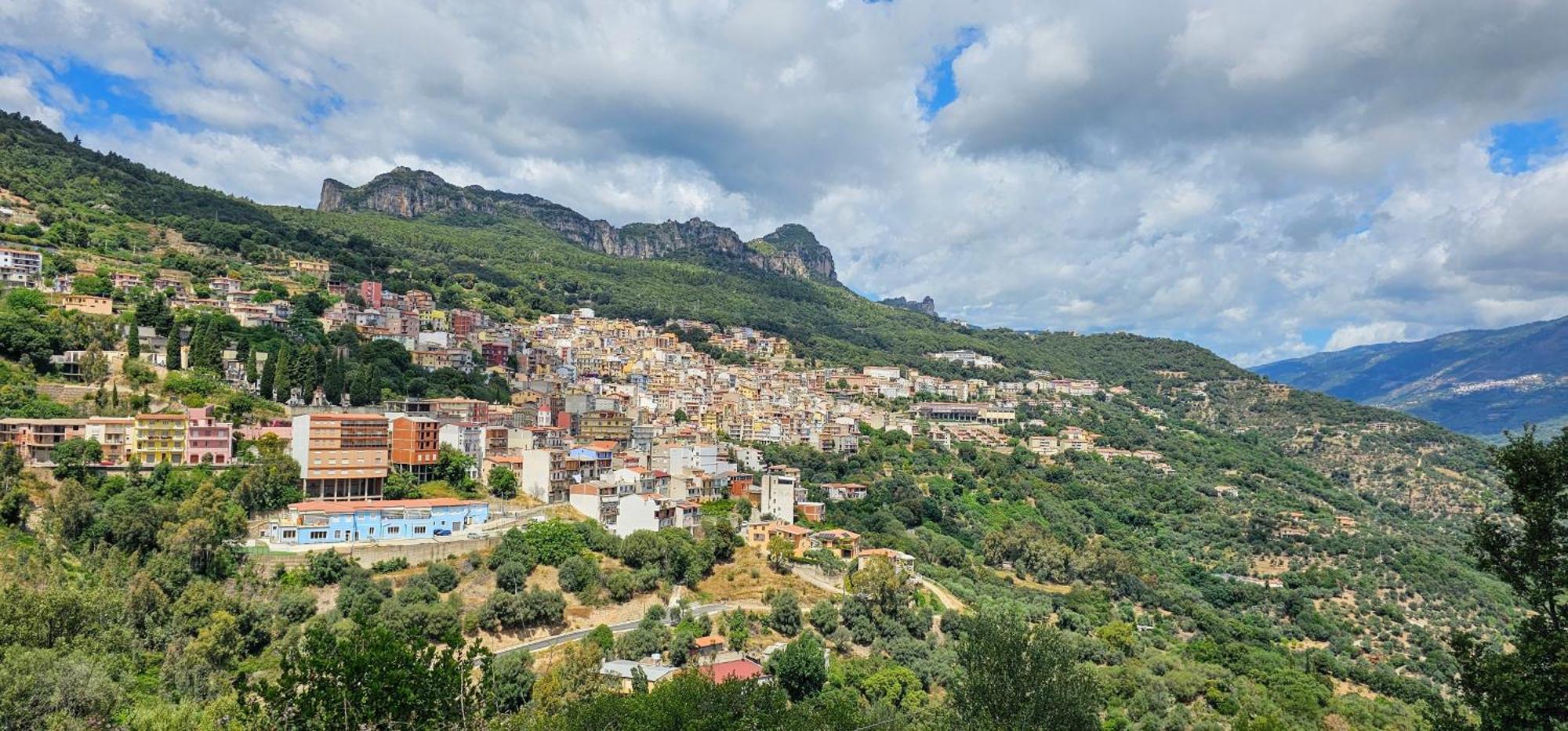Da Nonna Assunta Apartment Jerzu Luaran gambar